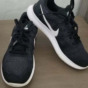 NIKE FREE RN FLYKNIT RUBBER SHOES